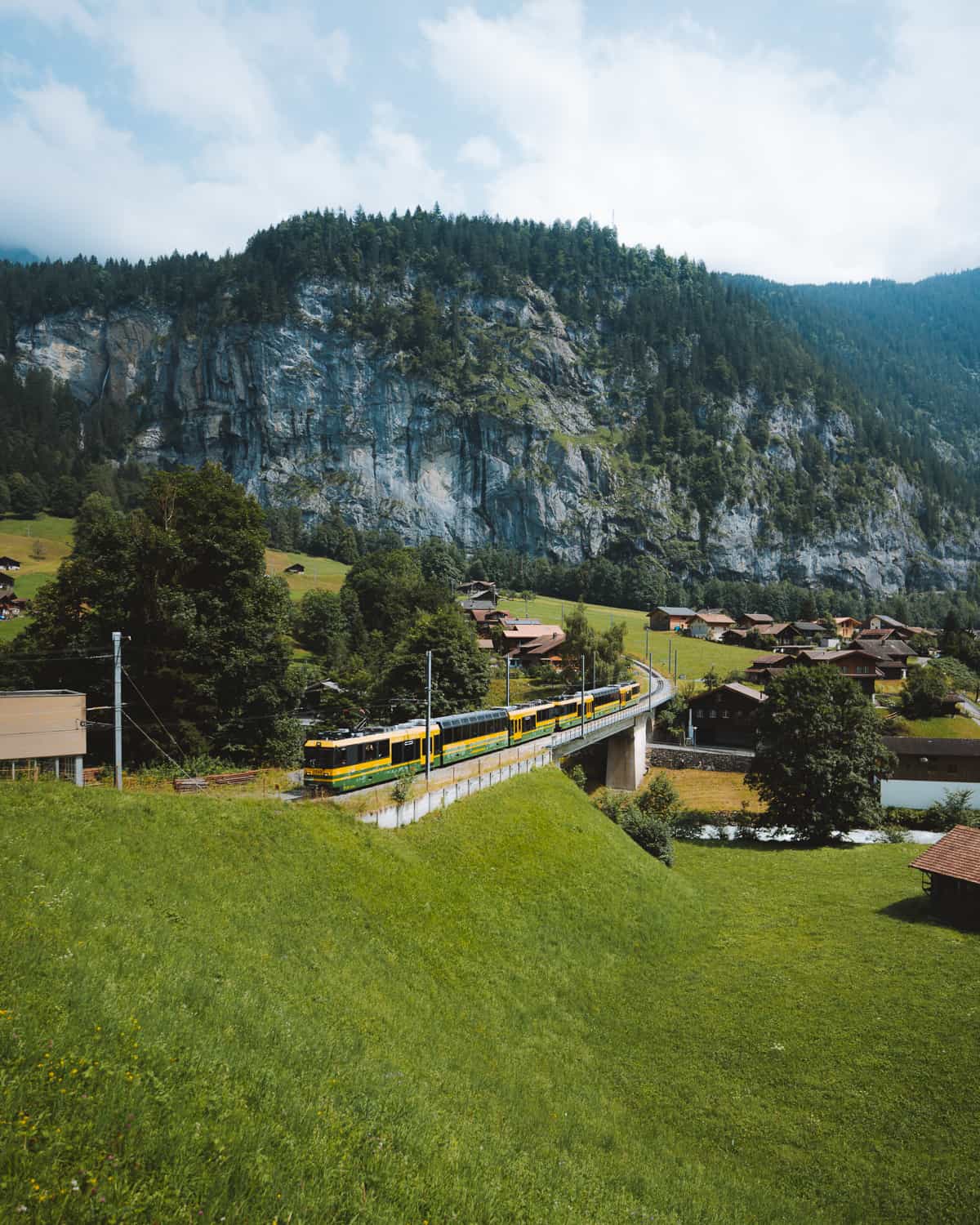 Lauterbrunnen to Wengen train