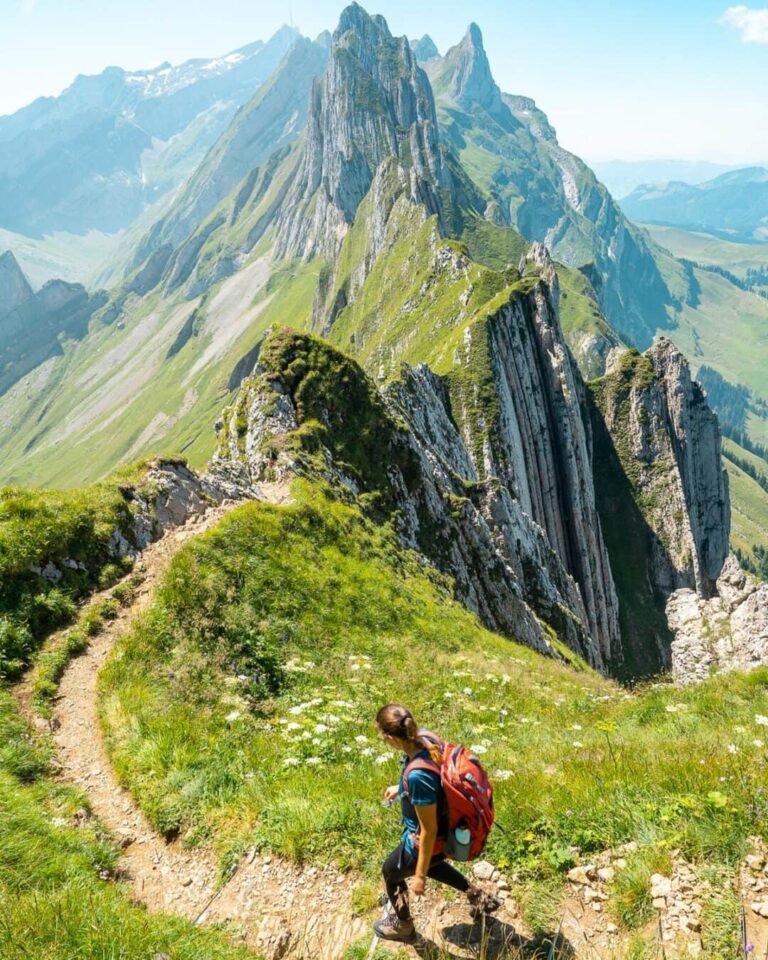 Stoos Ridge Hike in Switzerland - Klingenstock to Fronalpstock ...
