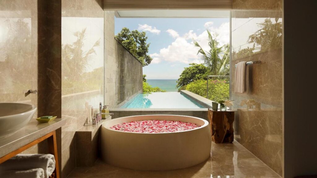 Maya Sanur Resort & Spa, Bali