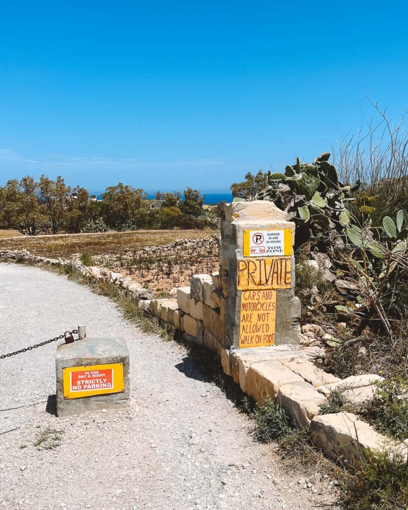 Tal Mixta Cave Parking